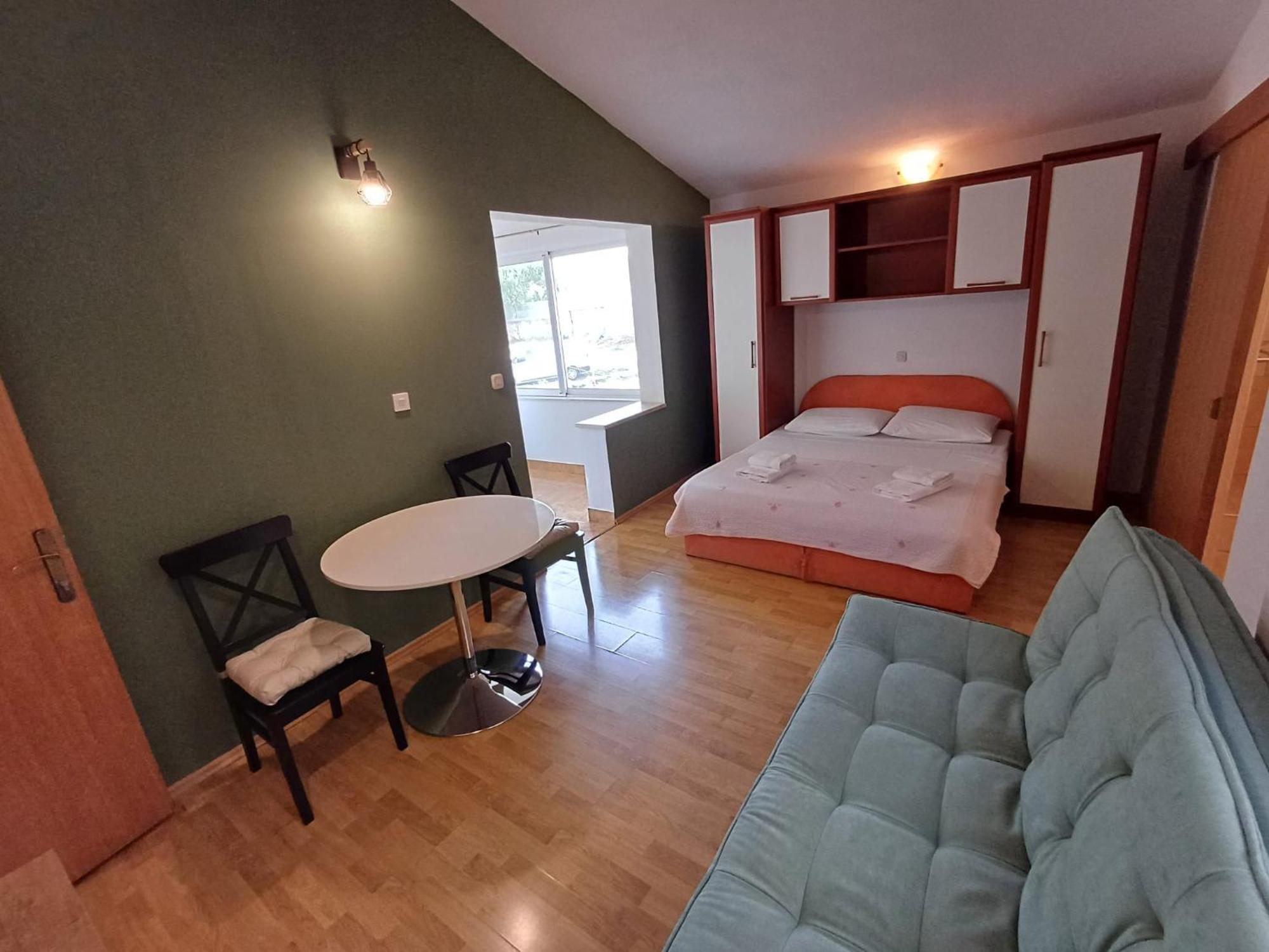 Apartmani Miki Podgora Eksteriør billede