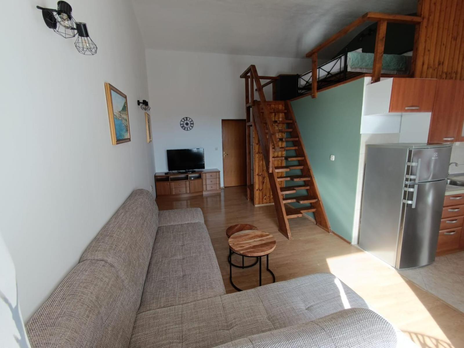 Apartmani Miki Podgora Eksteriør billede